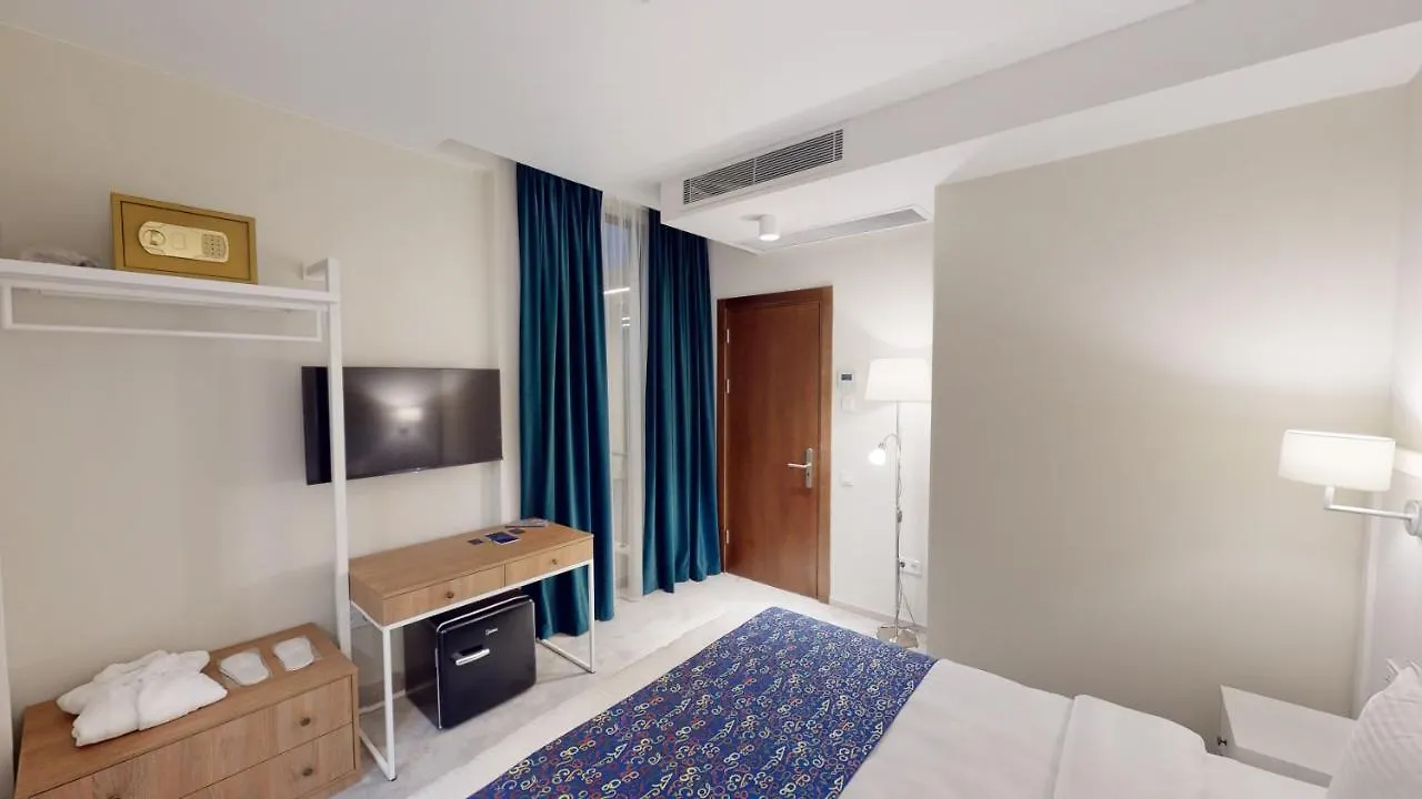 Epigraph Design Kosher Hotel Tbilisi 4*,